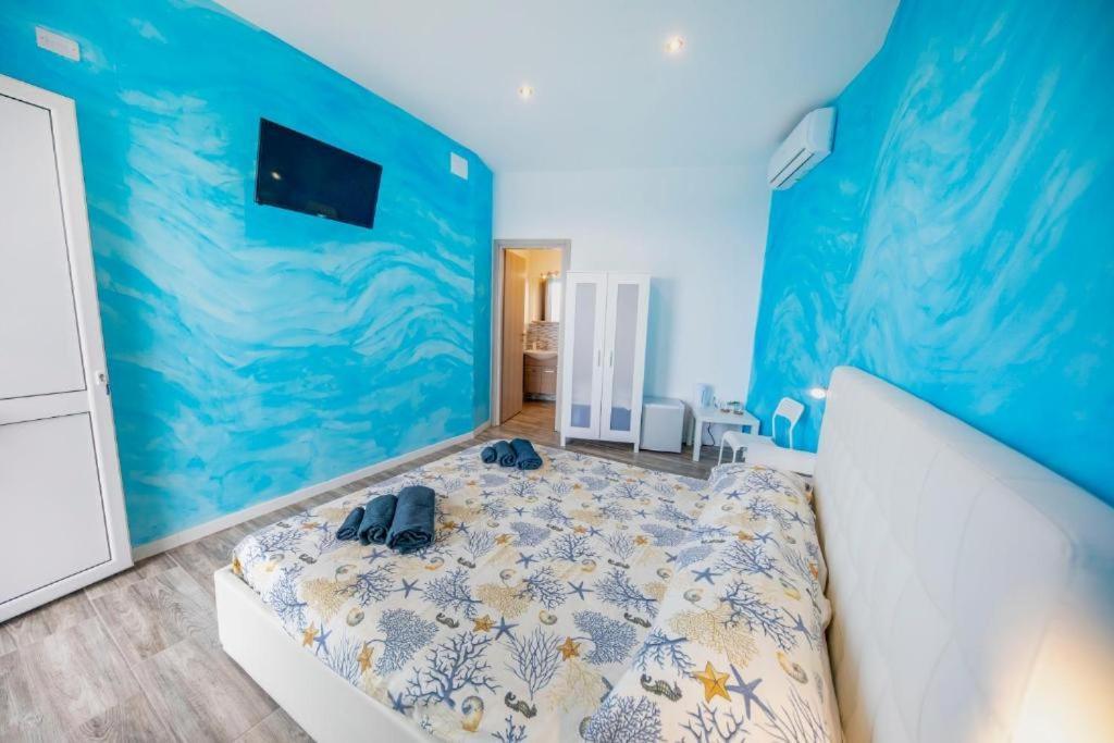 Borgomarino'S Room Cefalù Exterior foto