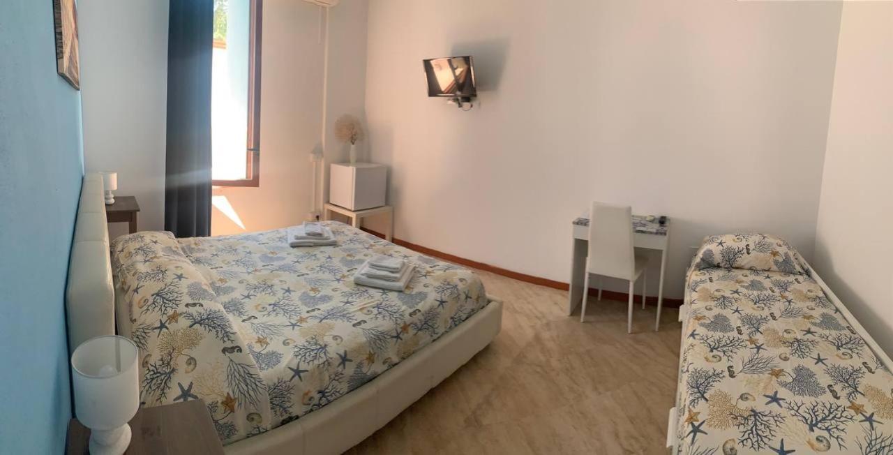 Borgomarino'S Room Cefalù Exterior foto
